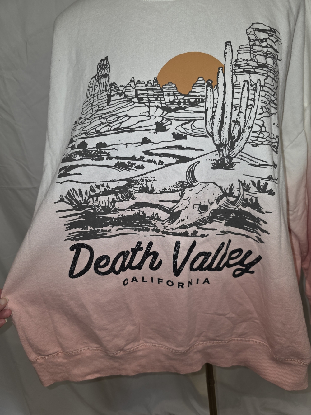Terra & Sky White Sweatshirt with Pink and Black Graphic Trim 2XL